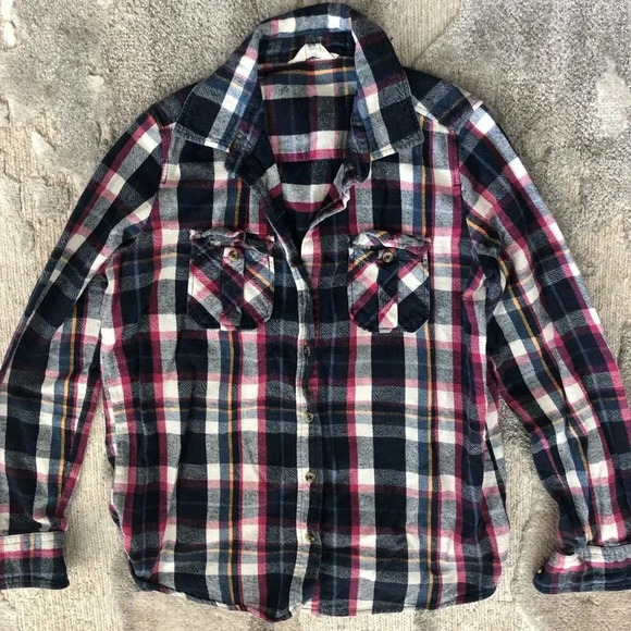 Flannel - Picture 1 of 3
